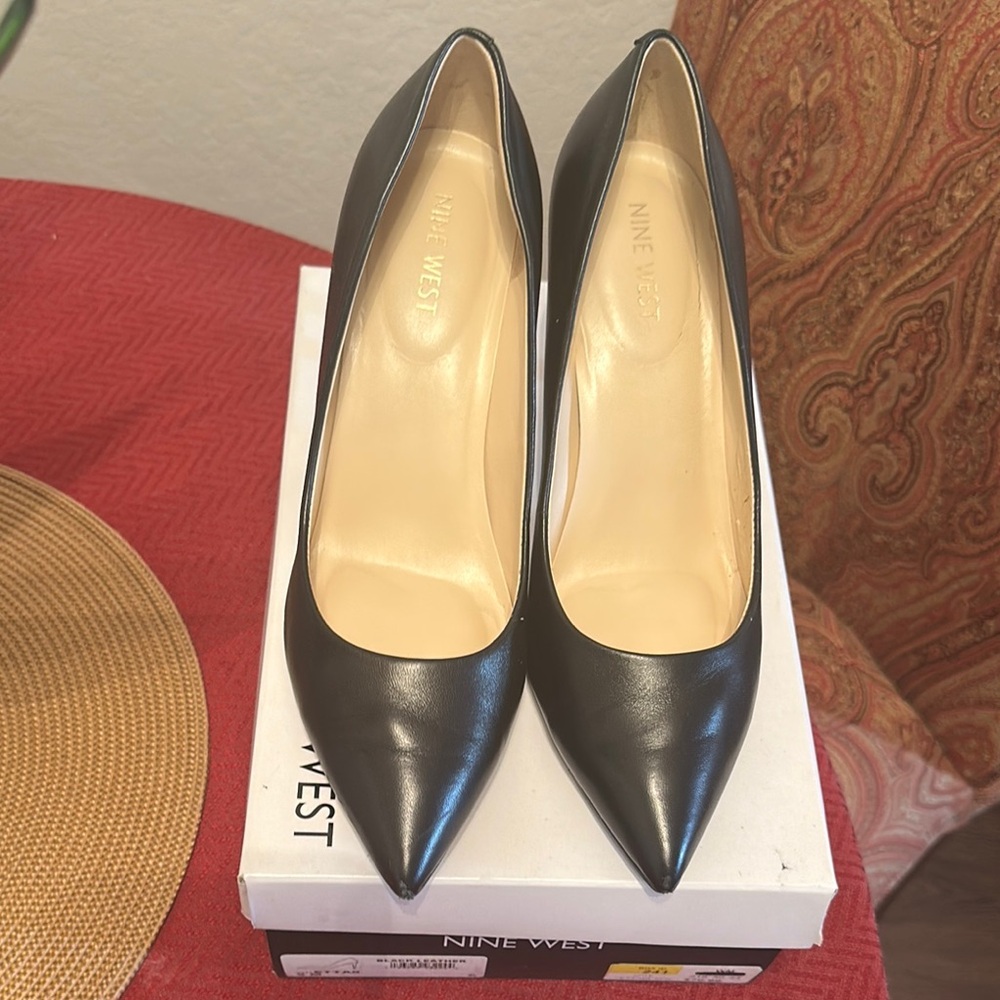 Nine West Black Classic Pointed-Toe Heels